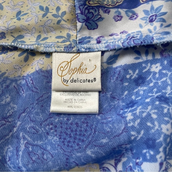 Sophia by Delicates Blue Mixed Floral Satiny Sheer Belted Wrap Robe Size S - Picture 5 of 9